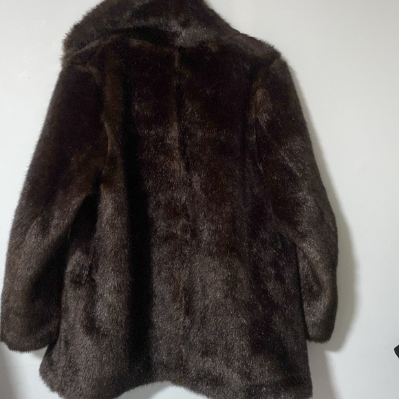 H&M Women’s Chocolate Brown Faux Fur Jacket - Picture 8 of 8
